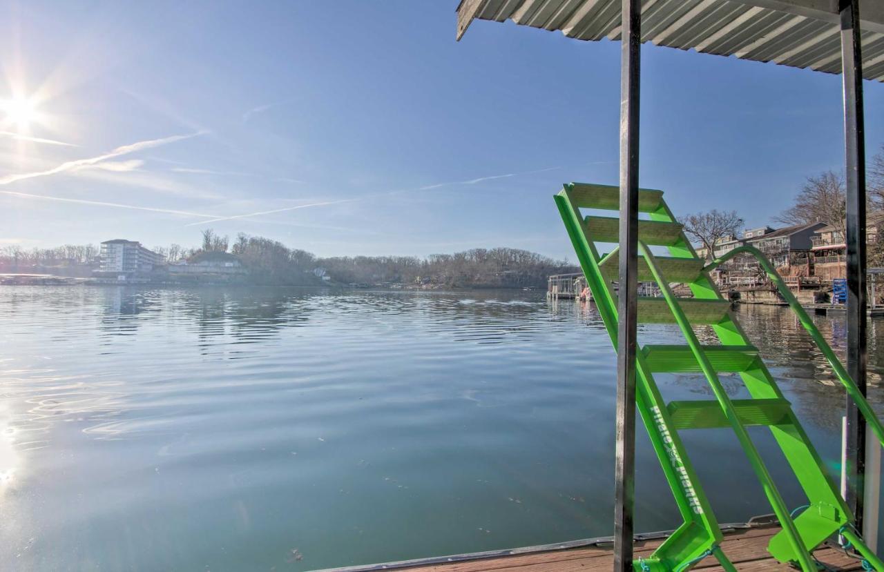 Waterfront Townhome With Private Dock And Lake Views Лейк-Озарк Екстер'єр фото